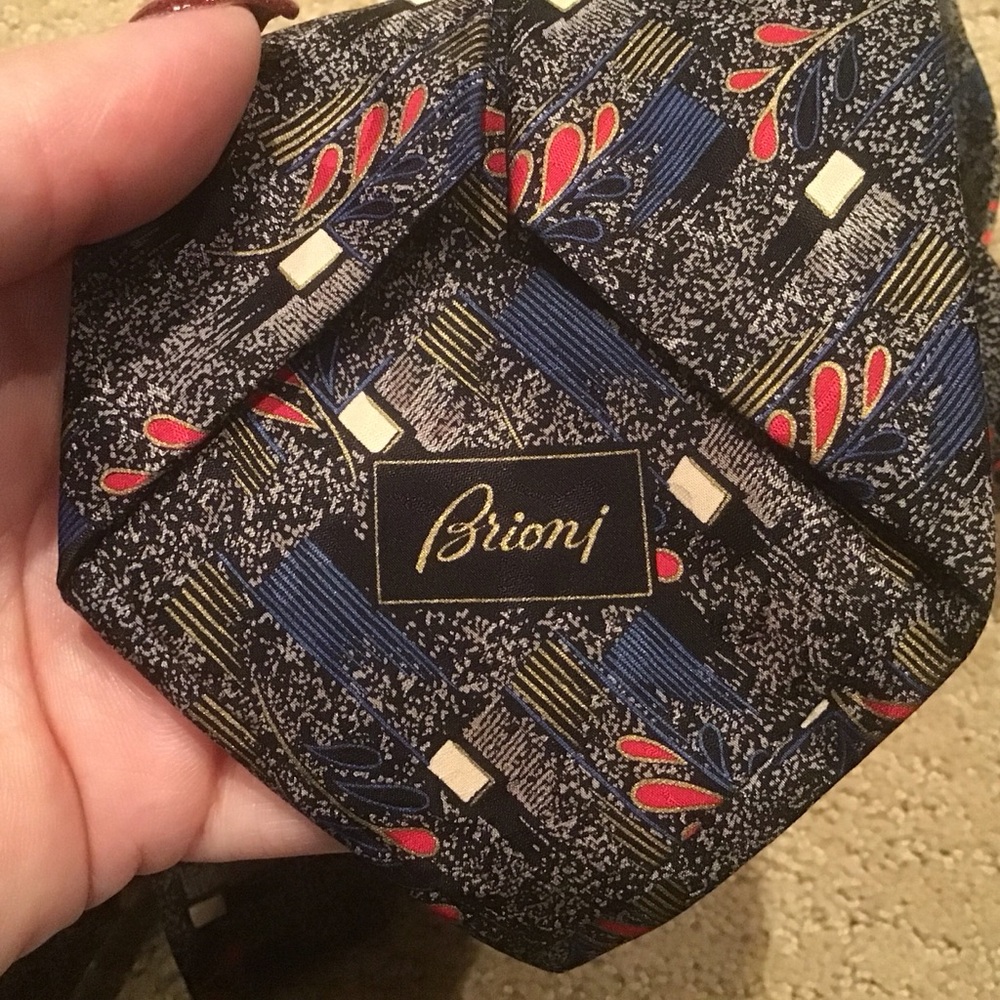 VTG Brioni Neck Tie 100% Woven Silk Hand Made In‎ Italy Red Blue Floral 61” 4” - Picture 5 of 5